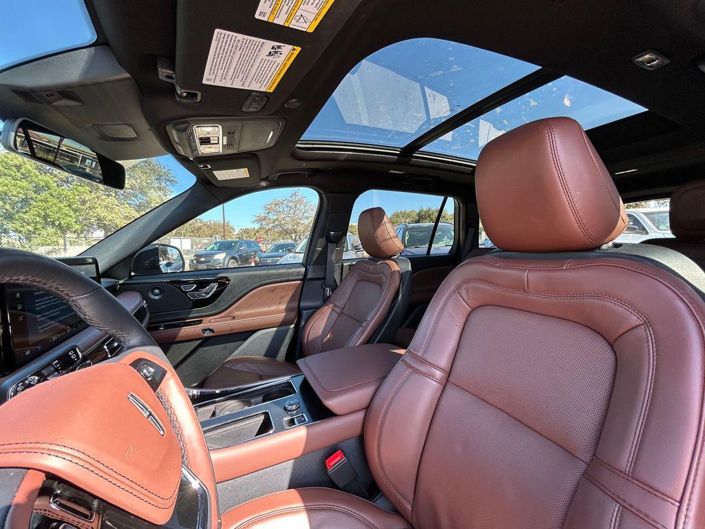 used 2025 Lincoln Aviator car, priced at $63,777