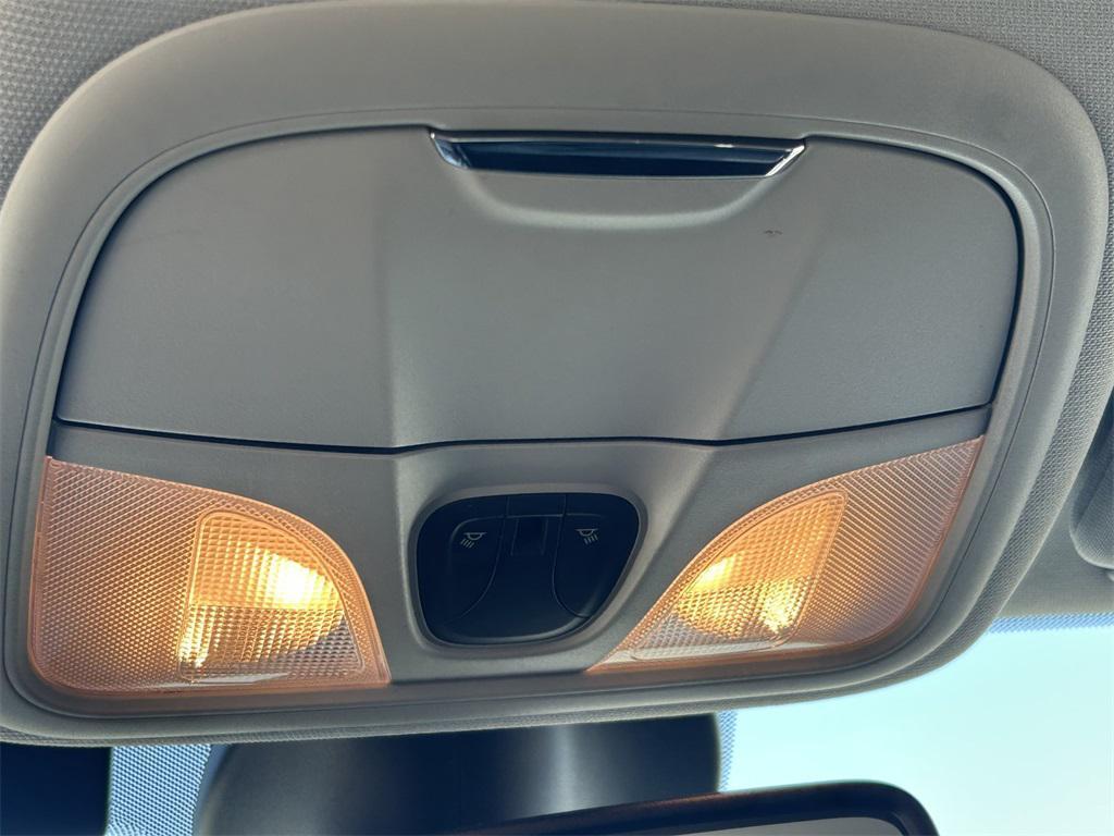 used 2021 Jeep Cherokee car, priced at $19,291