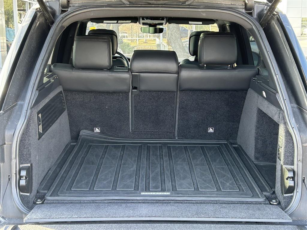 used 2022 Land Rover Range Rover car, priced at $49,013