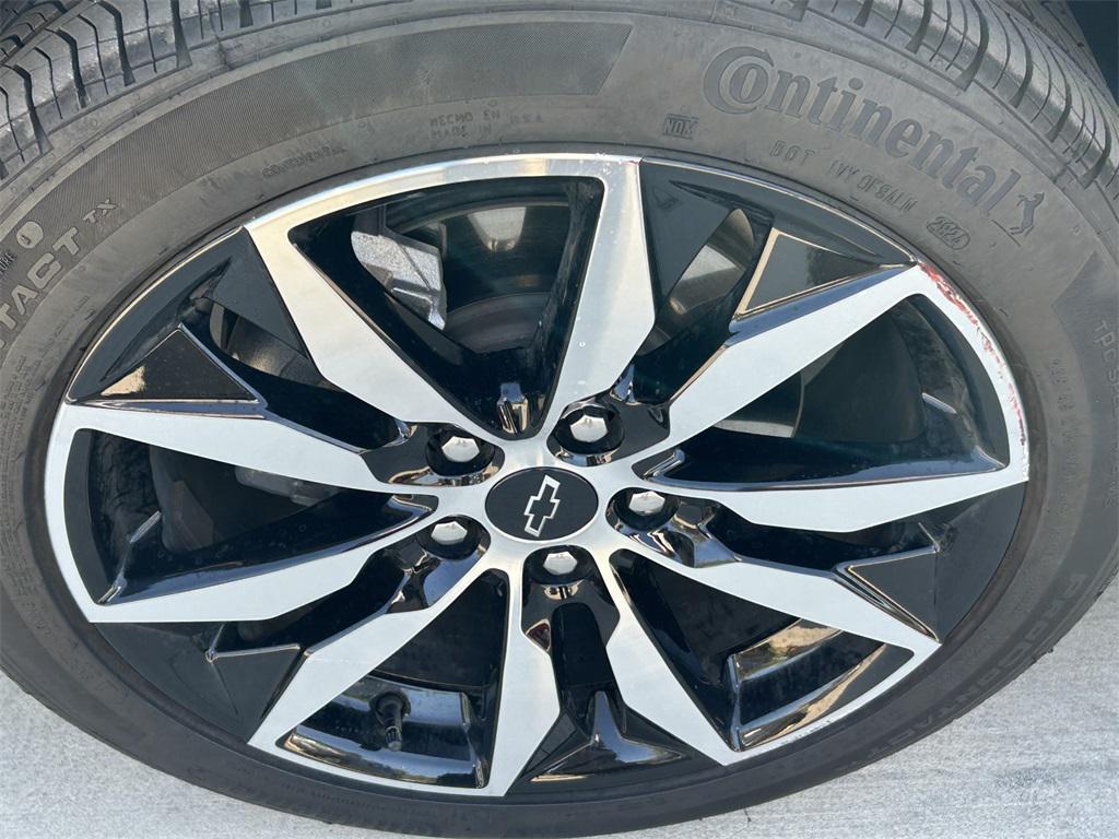 used 2025 Chevrolet Malibu car, priced at $22,794