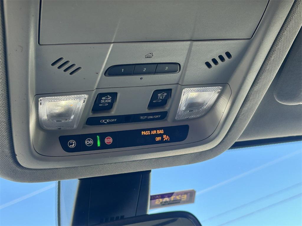 used 2022 GMC Acadia car, priced at $25,591