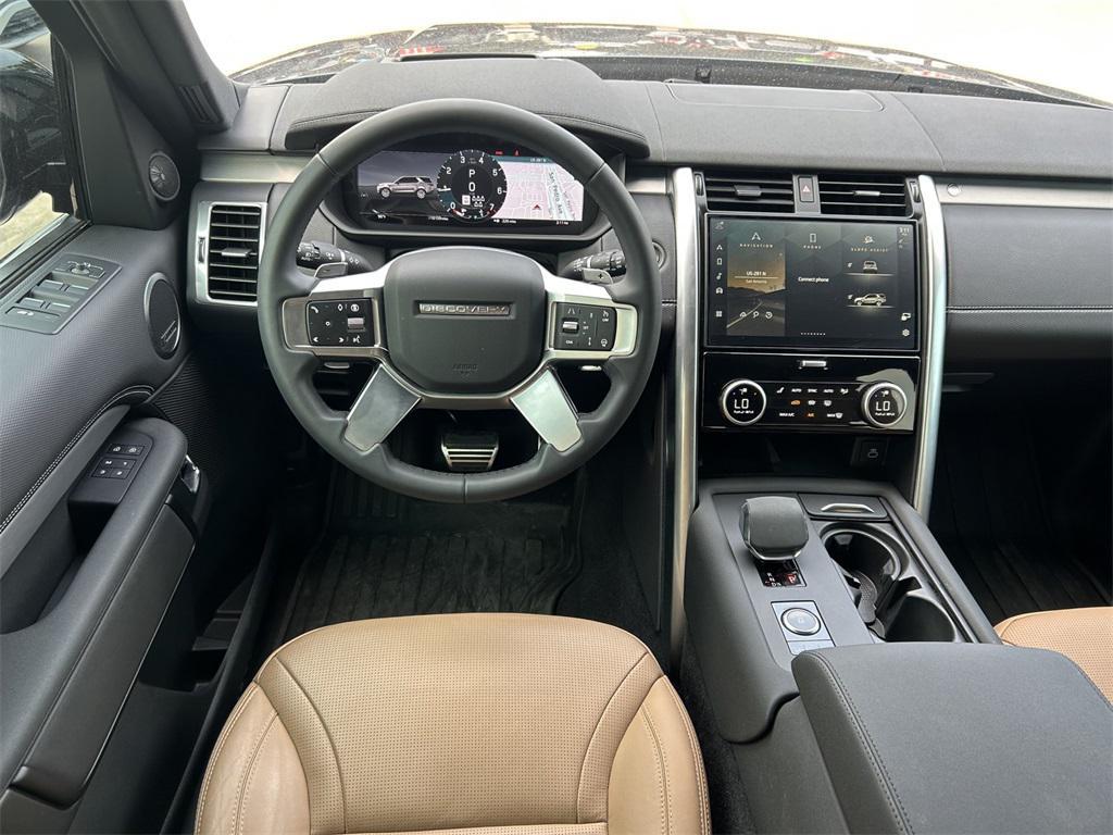used 2024 Land Rover Discovery car, priced at $55,277