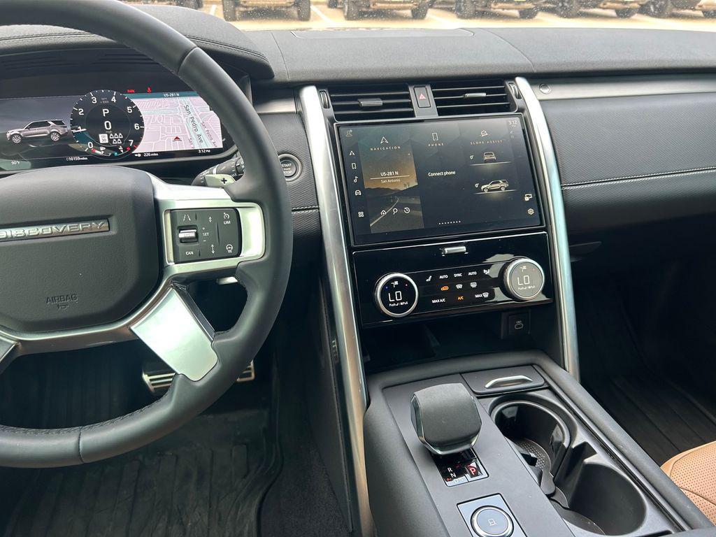 used 2024 Land Rover Discovery car, priced at $47,999