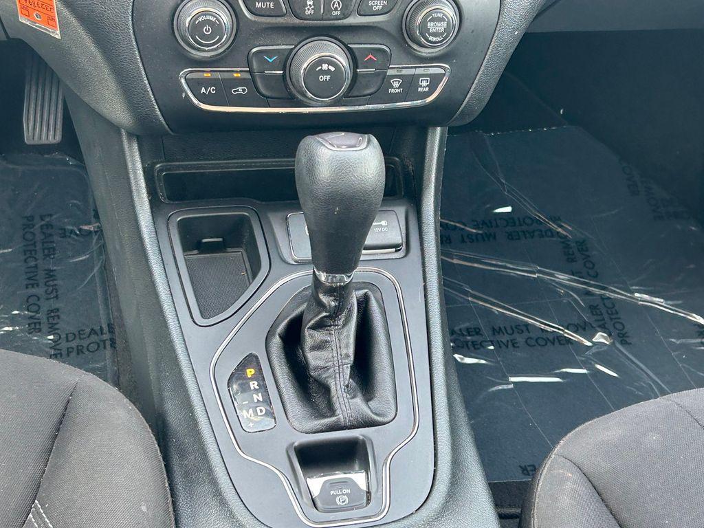 used 2019 Jeep Cherokee car, priced at $14,991