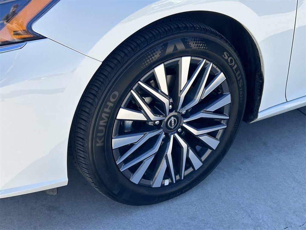 used 2025 Nissan Altima car, priced at $21,491