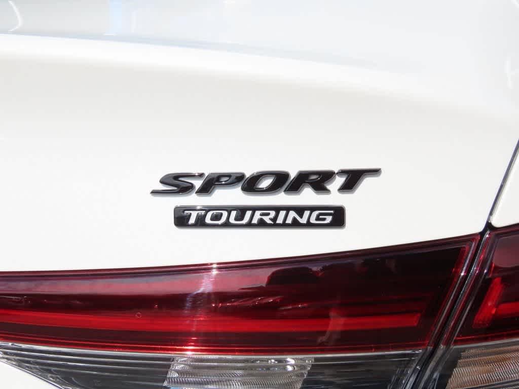 new 2026 Honda Civic Hybrid car, priced at $34,045