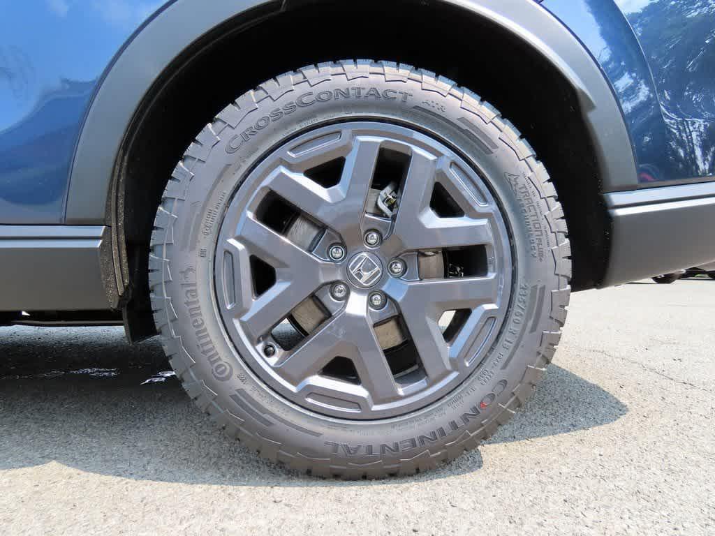 new 2026 Honda CR-V Hybrid car, priced at $40,250