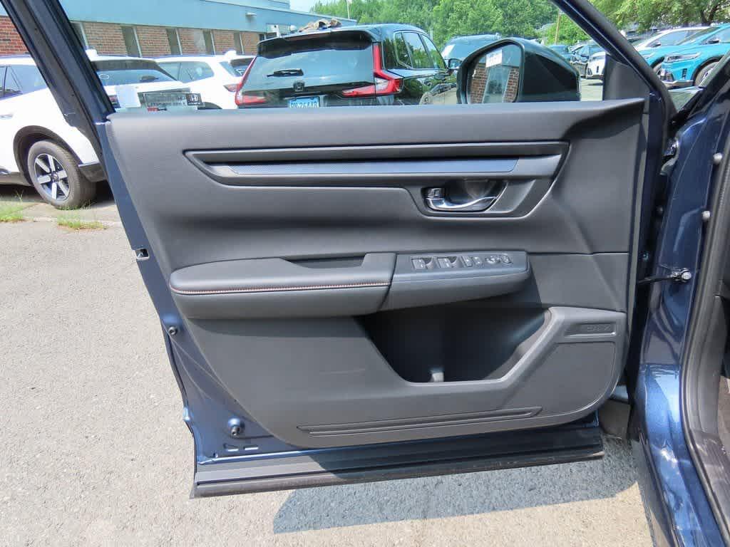 new 2026 Honda CR-V Hybrid car, priced at $40,250