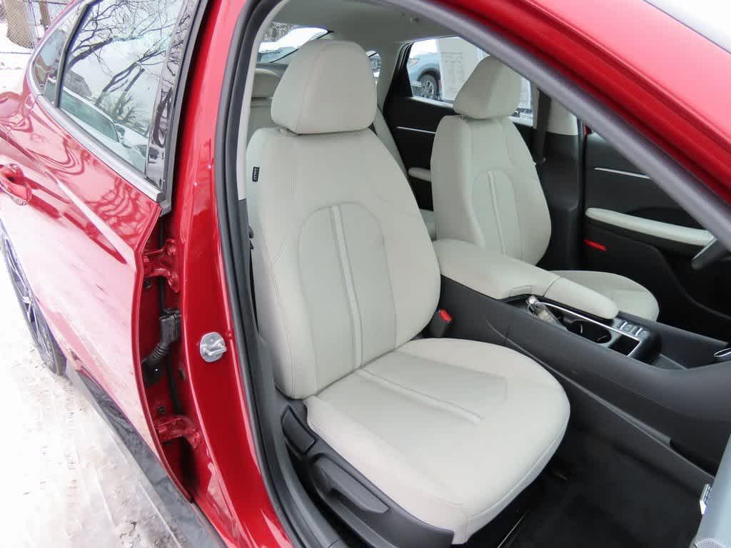 used 2025 Hyundai Sonata car, priced at $18,995