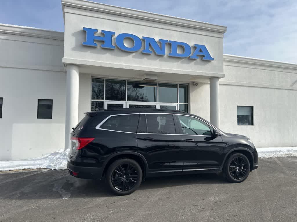 used 2022 Honda Pilot car, priced at $30,995