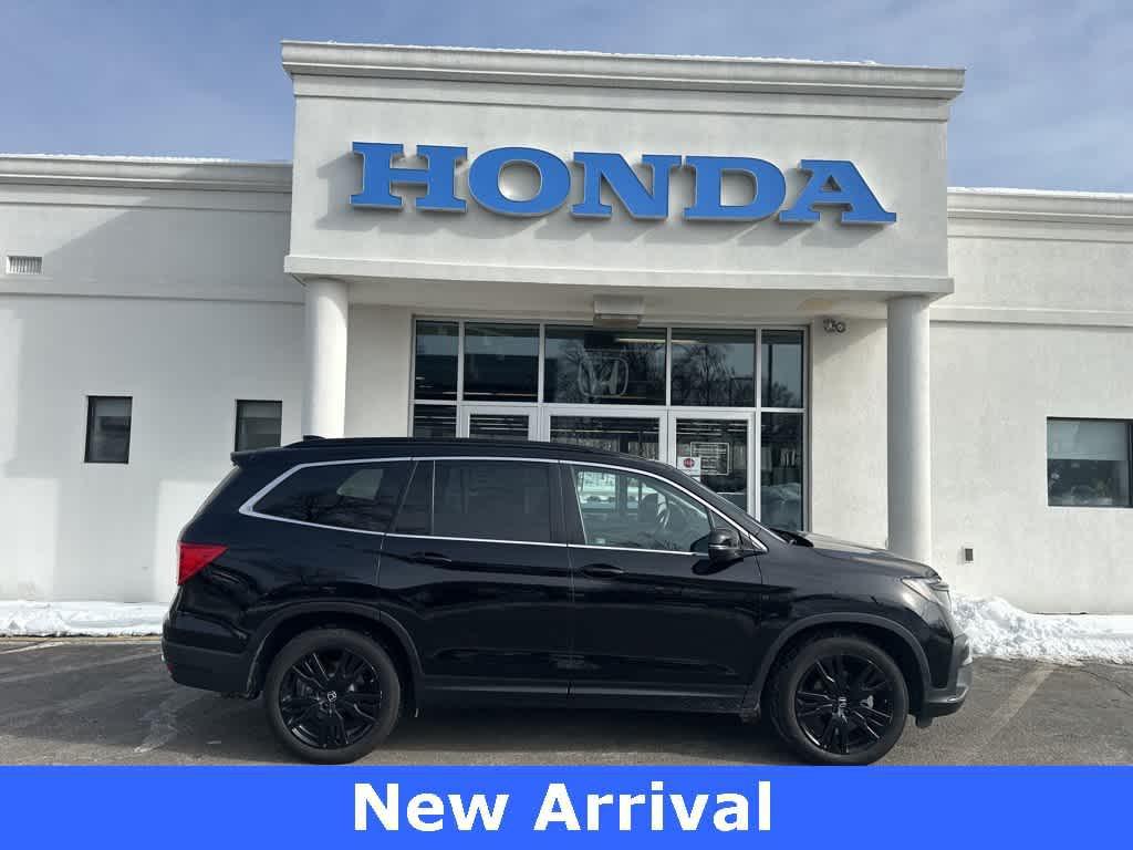 used 2022 Honda Pilot car, priced at $30,995