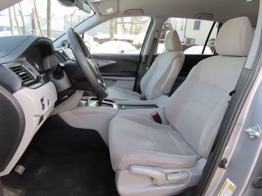 used 2020 Honda Pilot car, priced at $16,995