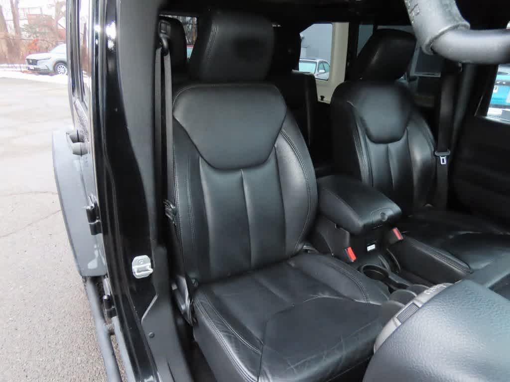 used 2013 Jeep Wrangler Unlimited car, priced at $12,995