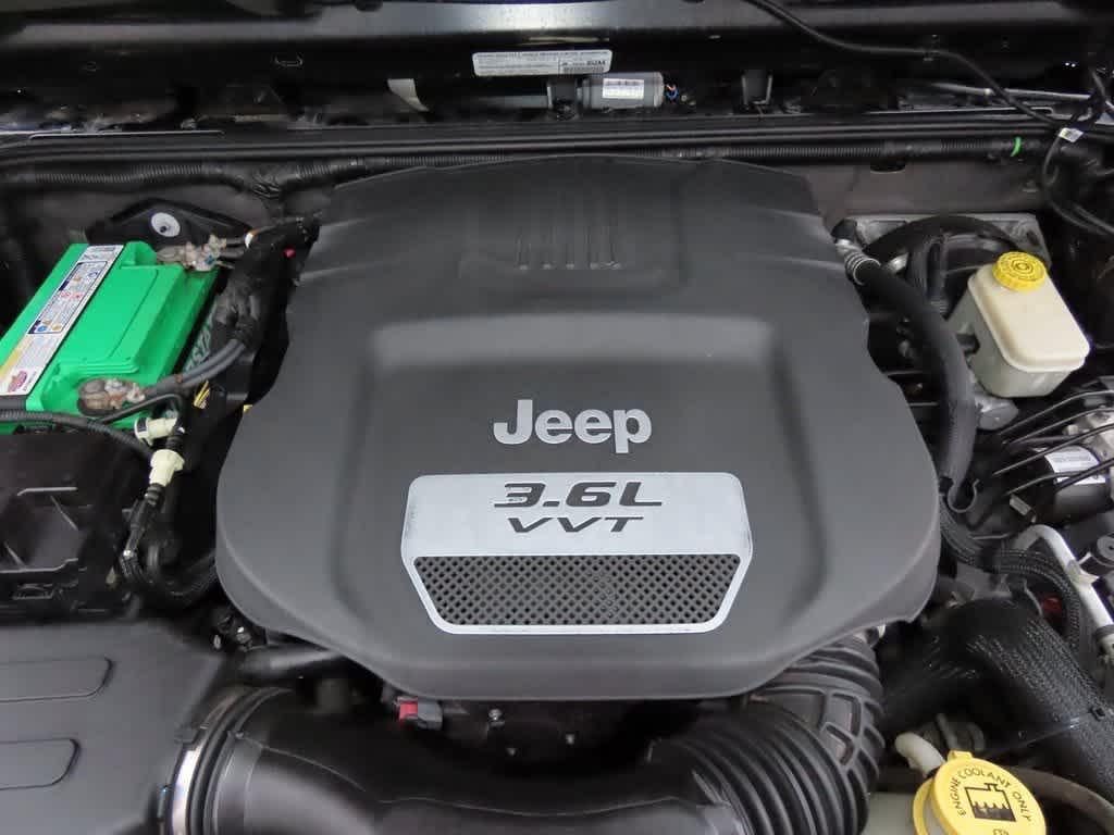 used 2013 Jeep Wrangler Unlimited car, priced at $12,995