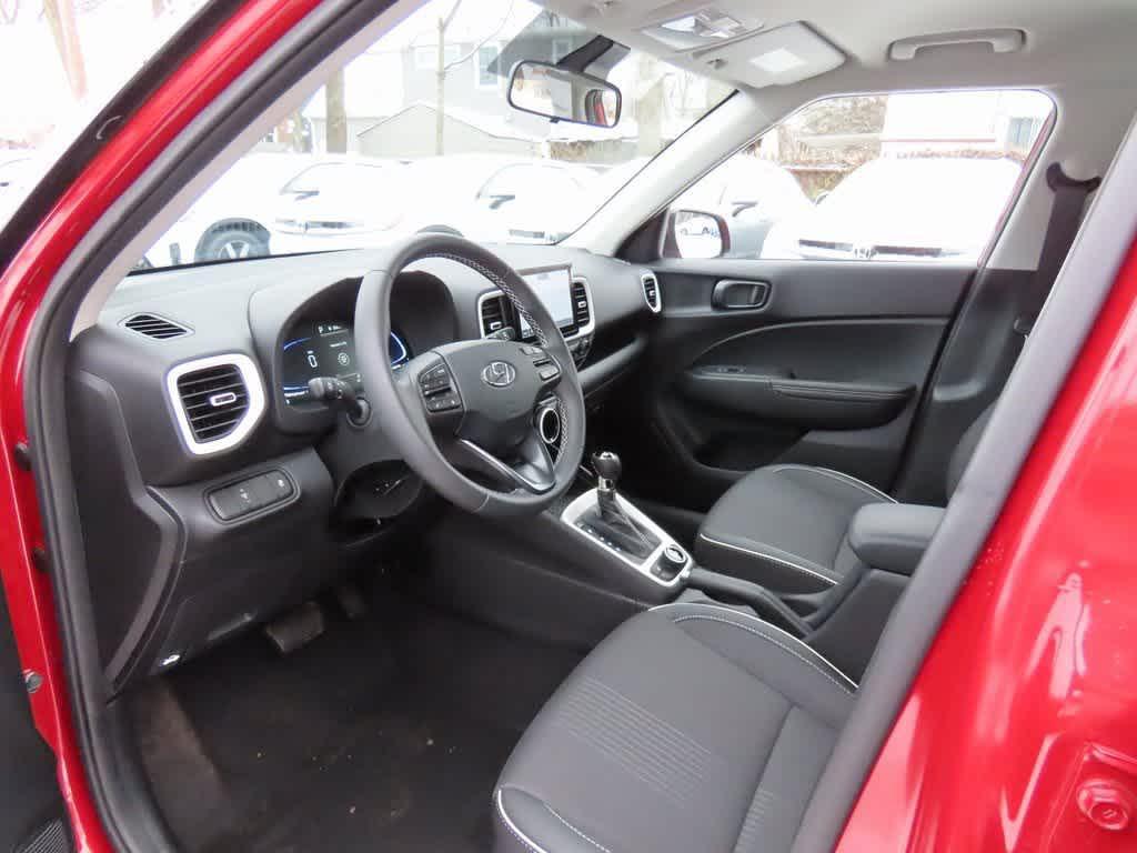 used 2025 Hyundai Venue car, priced at $20,995