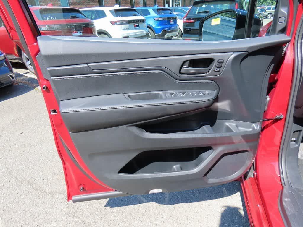 new 2026 Honda Odyssey car, priced at $45,845