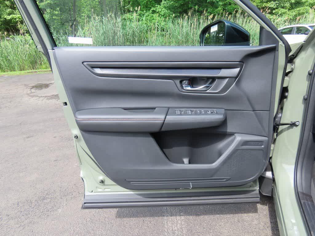 new 2026 Honda CR-V Hybrid car, priced at $40,705