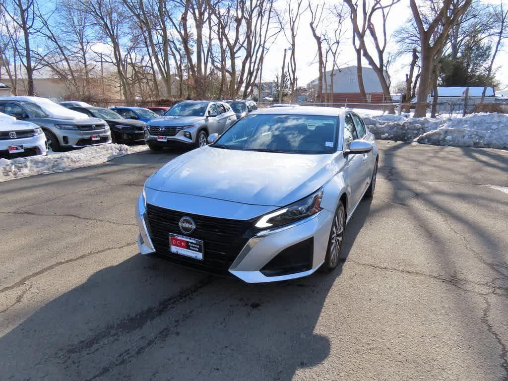 used 2023 Nissan Altima car, priced at $19,595