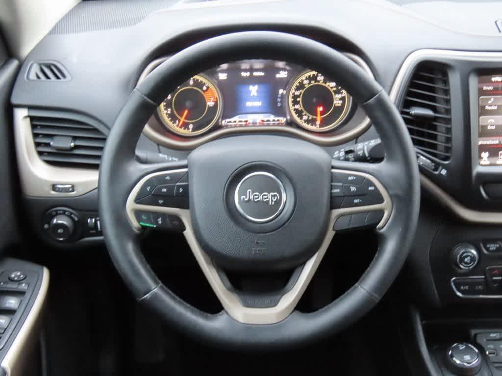 used 2018 Jeep Cherokee car, priced at $9,995