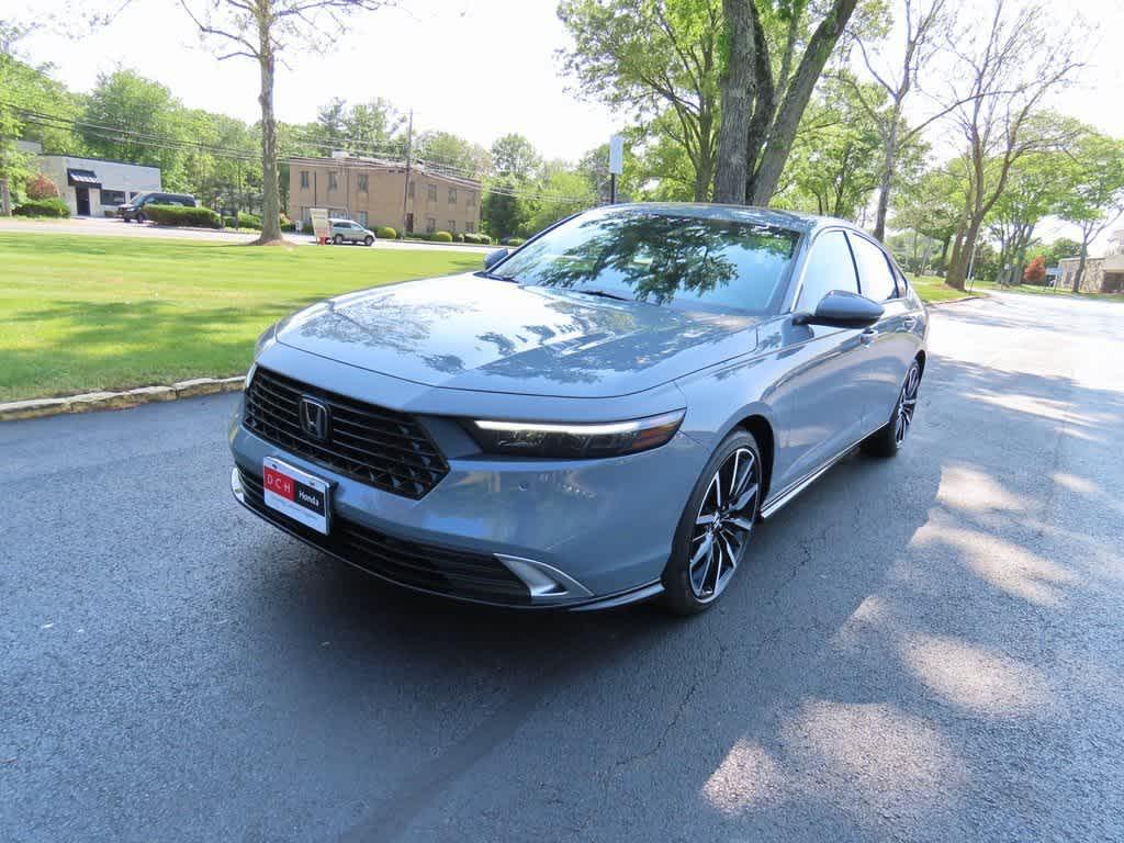 new 2025 Honda Accord Hybrid car, priced at $40,905