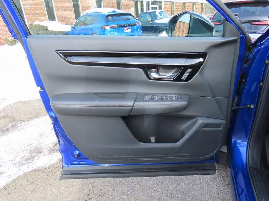 used 2025 Honda CR-V Hybrid car, priced at $37,995