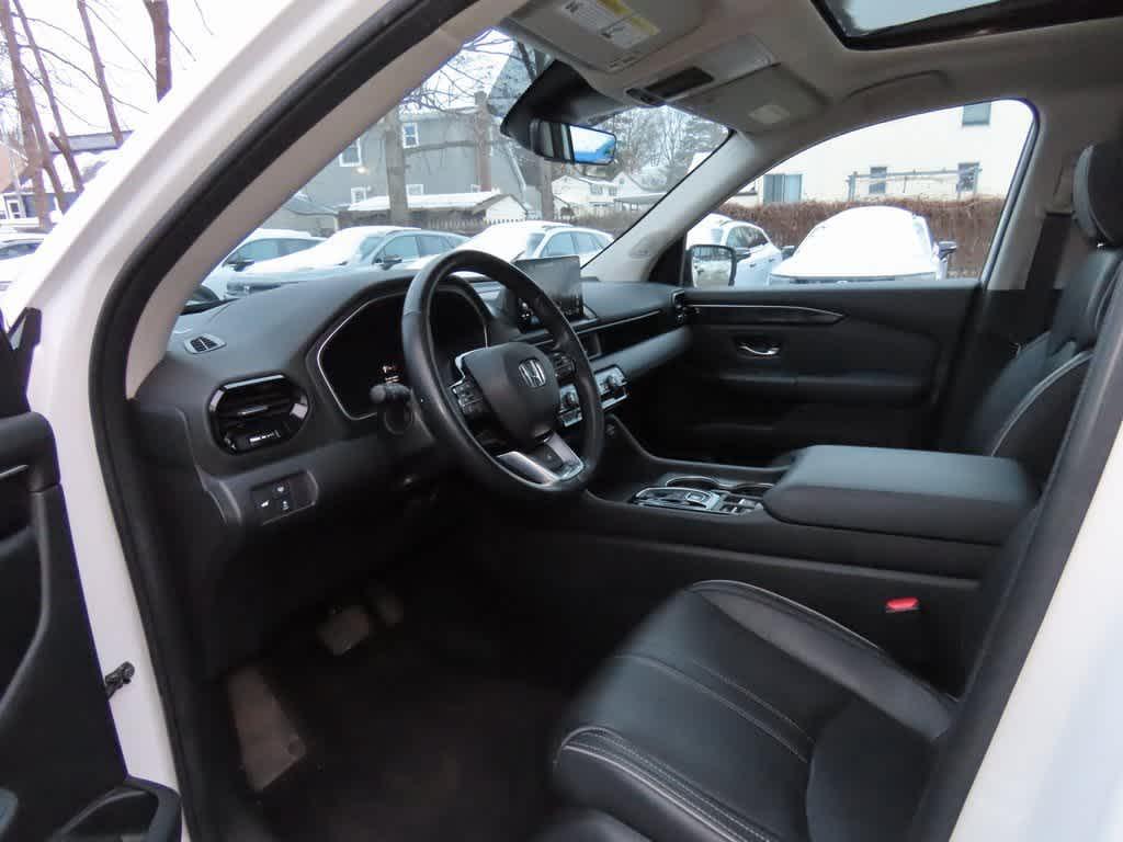 used 2023 Honda Pilot car, priced at $39,995