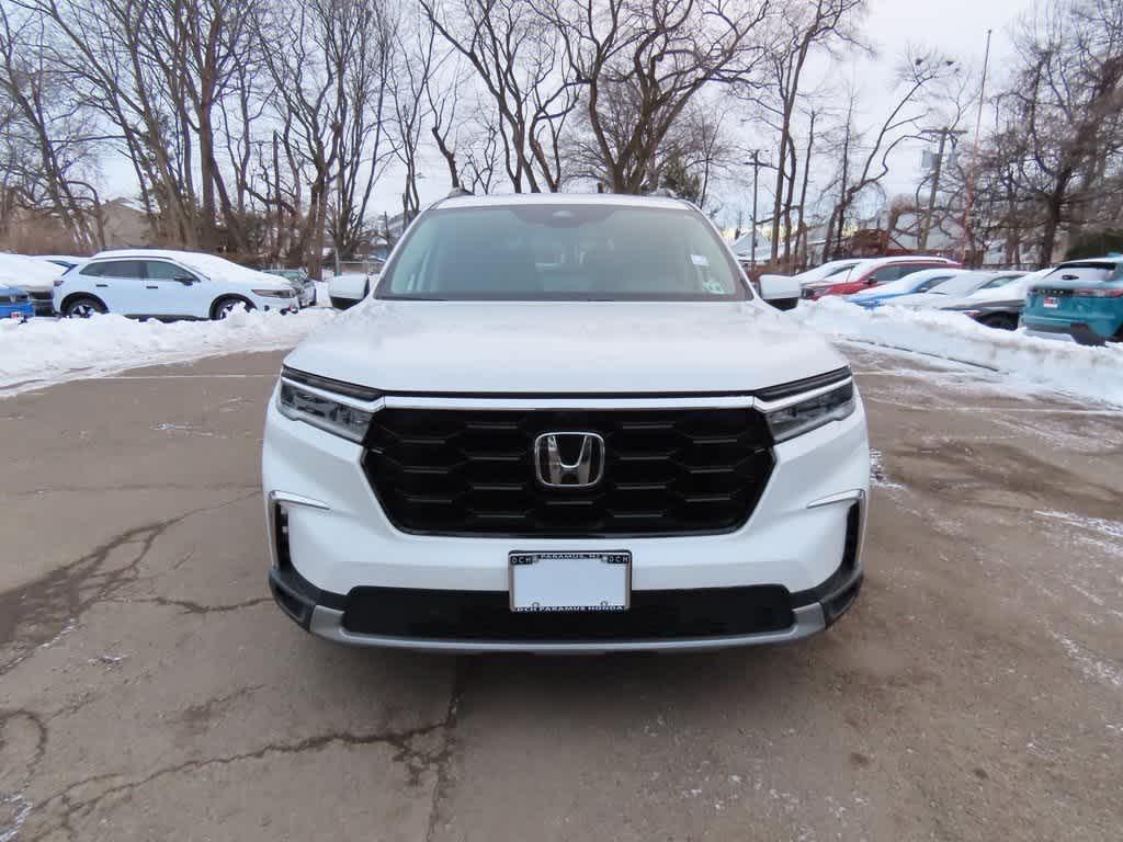 used 2023 Honda Pilot car, priced at $39,995