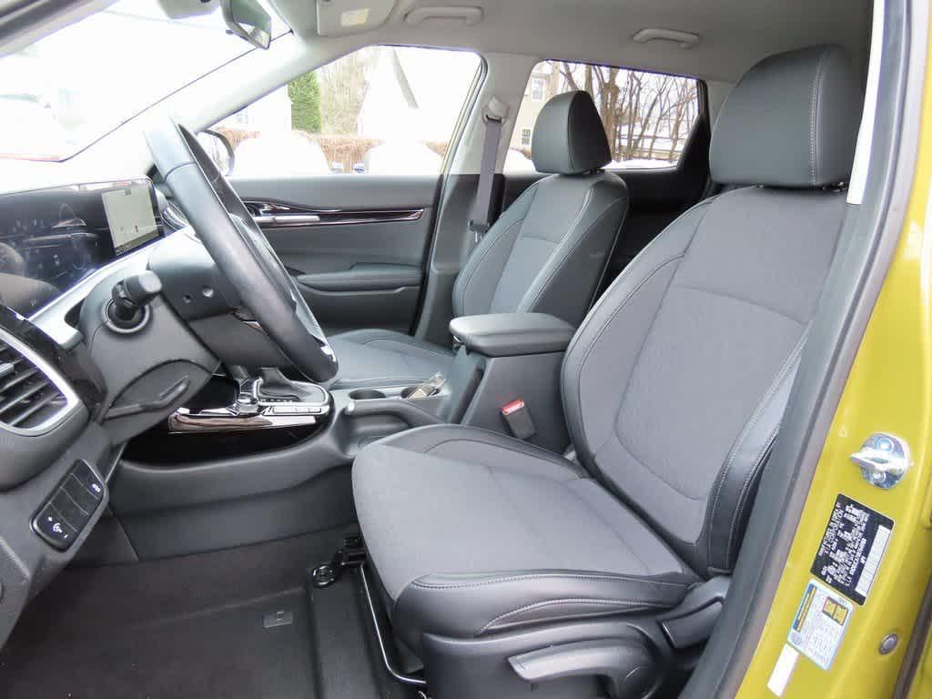 used 2024 Kia Seltos car, priced at $23,995