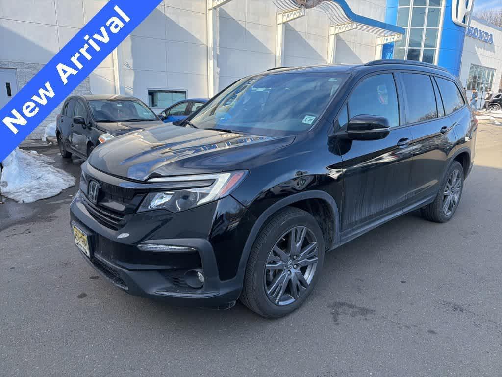 used 2022 Honda Pilot car, priced at $30,495
