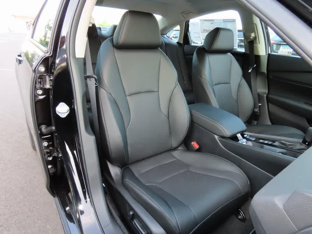 new 2025 Honda Accord Hybrid car, priced at $36,135