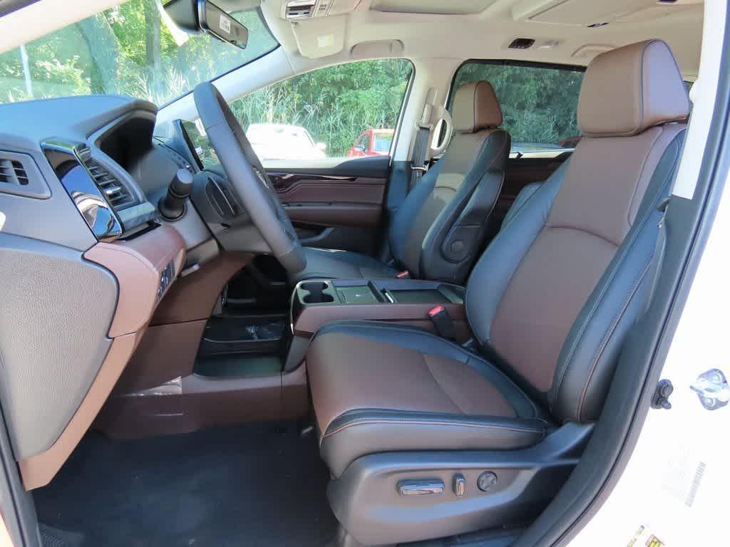 new 2026 Honda Odyssey car, priced at $53,645