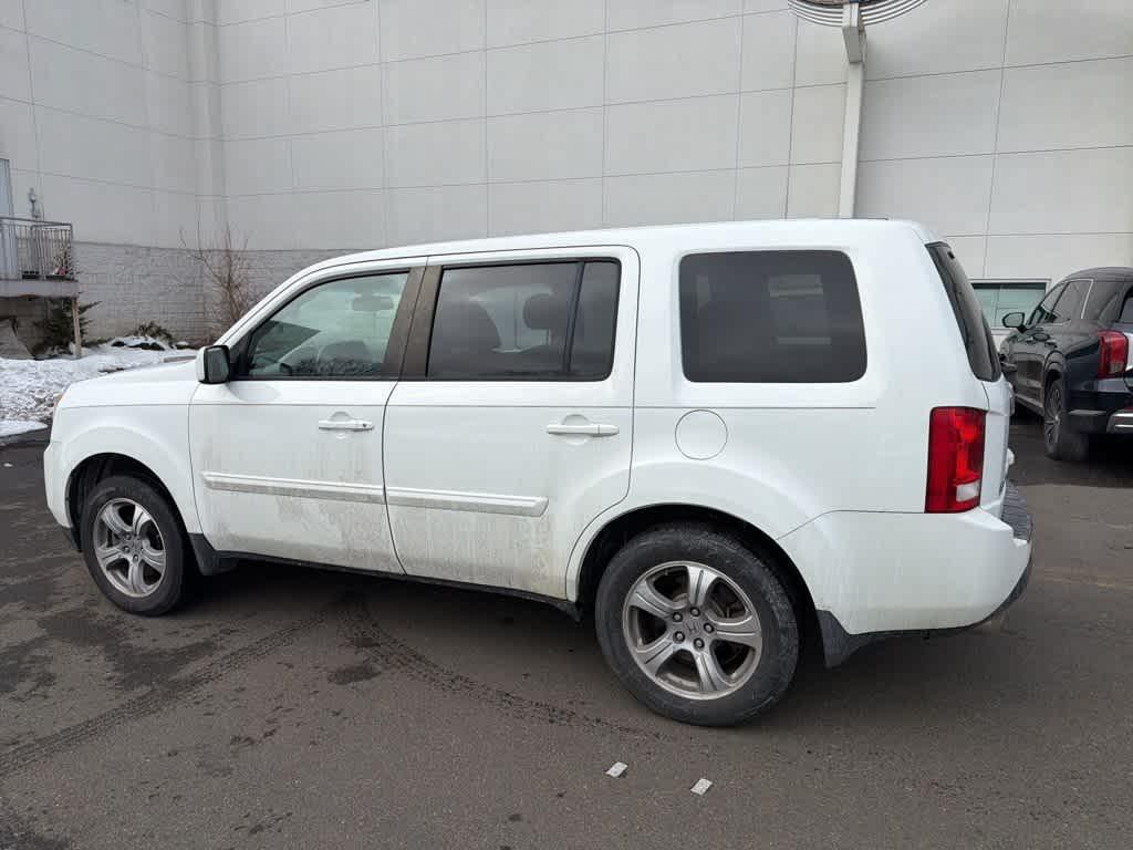 used 2014 Honda Pilot car, priced at $10,995