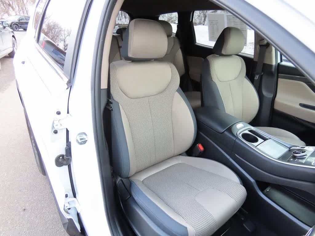 used 2022 Hyundai Santa Fe car, priced at $21,895