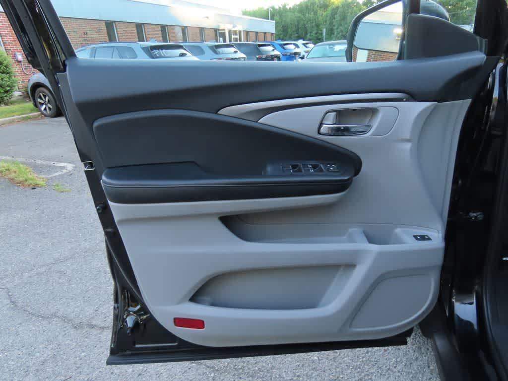 used 2016 Honda Pilot car, priced at $10,594