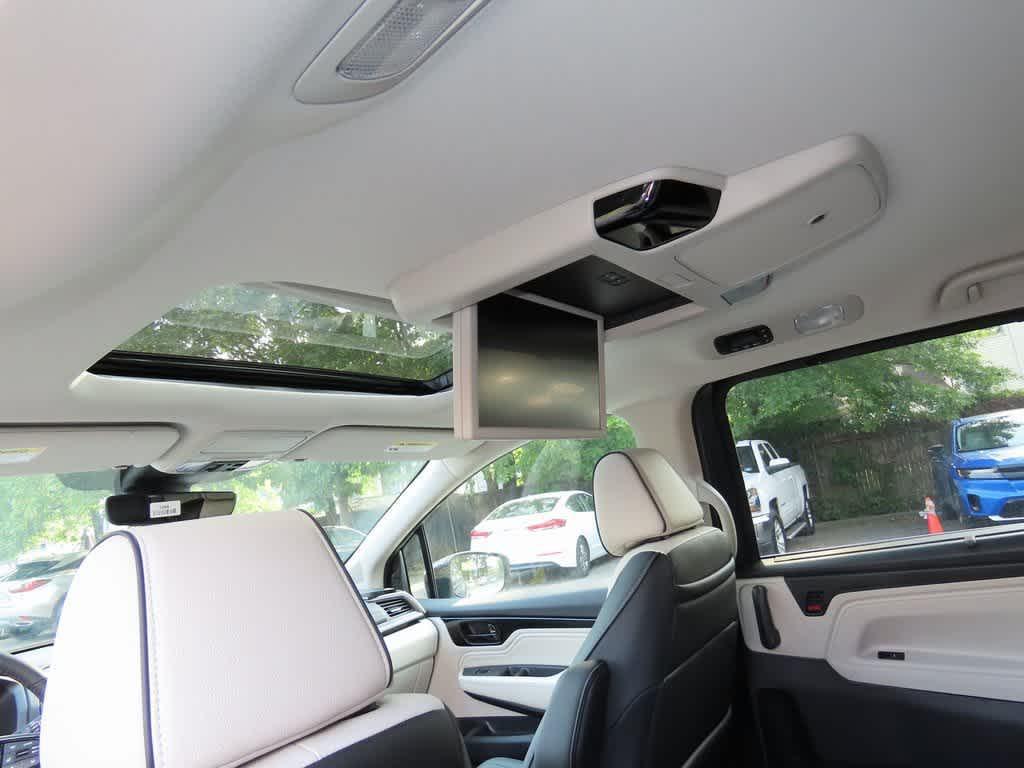 new 2026 Honda Odyssey car, priced at $53,190