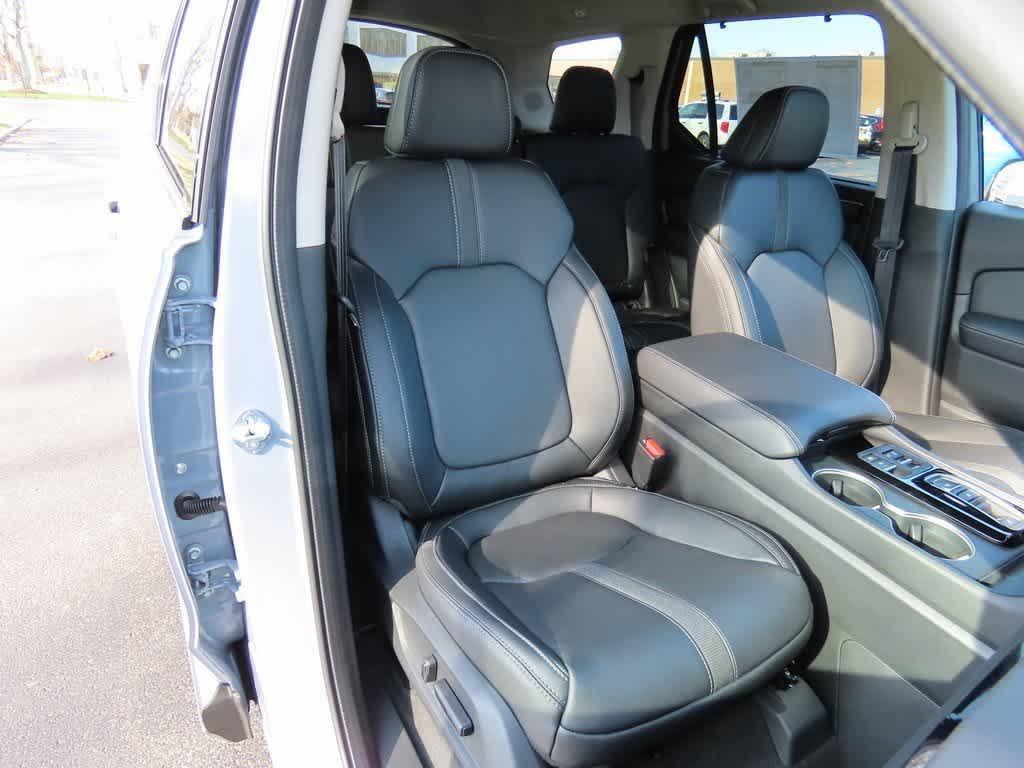 new 2025 Honda Pilot car, priced at $53,450