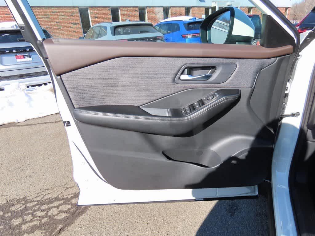 used 2023 Nissan Rogue car, priced at $19,995