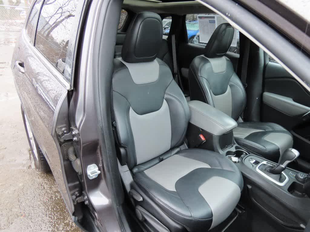 used 2014 Jeep Cherokee car, priced at $6,995