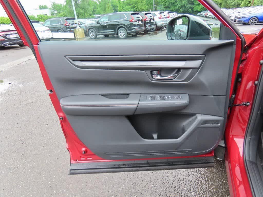 new 2026 Honda CR-V Hybrid car, priced at $40,705