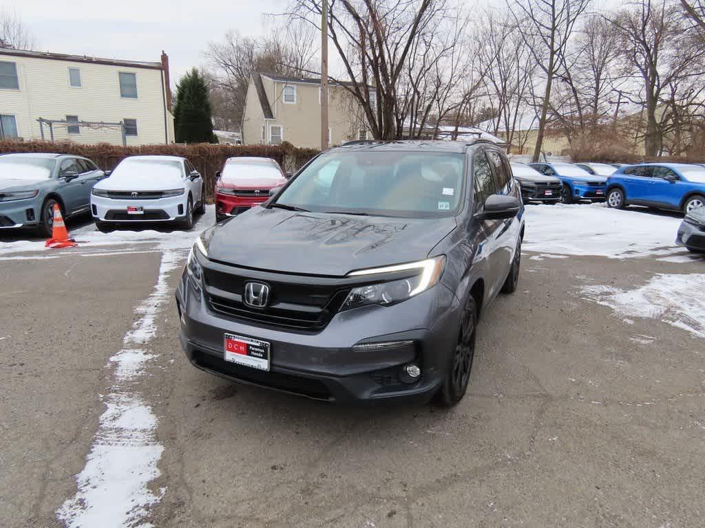 used 2022 Honda Pilot car, priced at $25,995