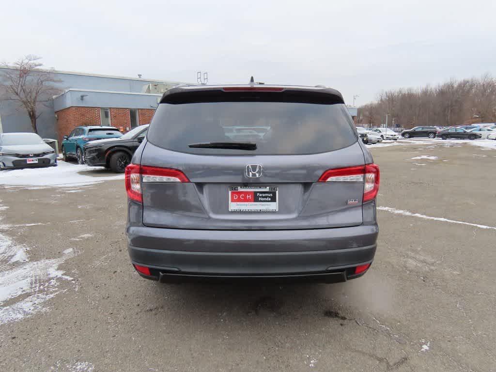 used 2022 Honda Pilot car, priced at $24,995