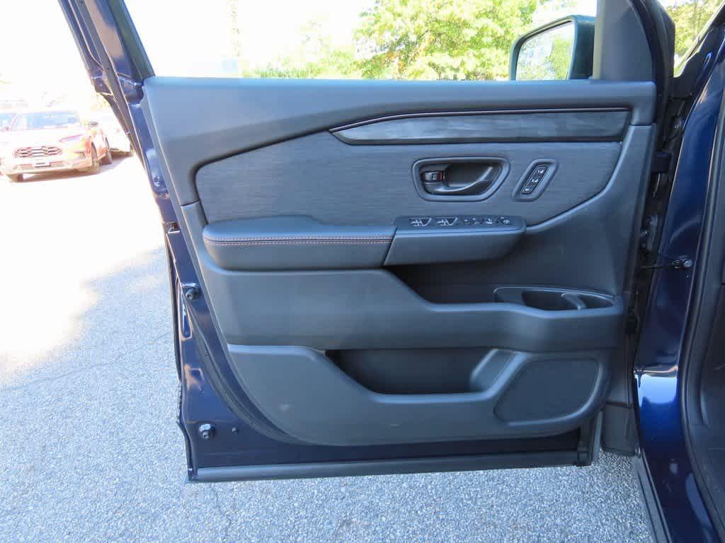 new 2026 Honda Passport car, priced at $51,530