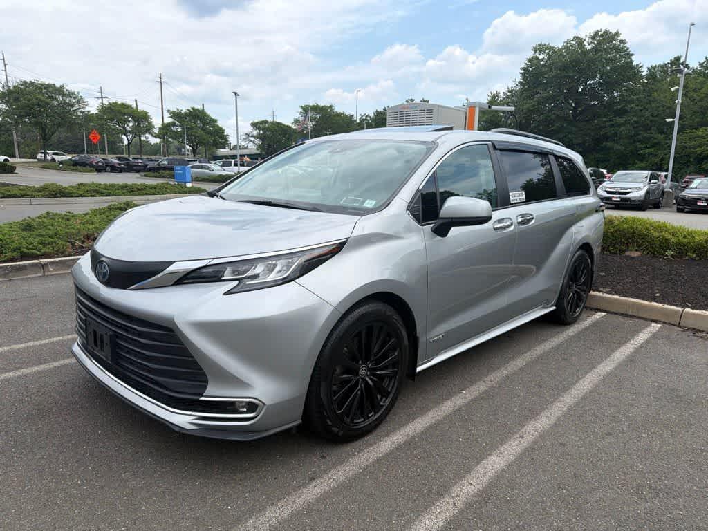 used 2021 Toyota Sienna car, priced at $33,894
