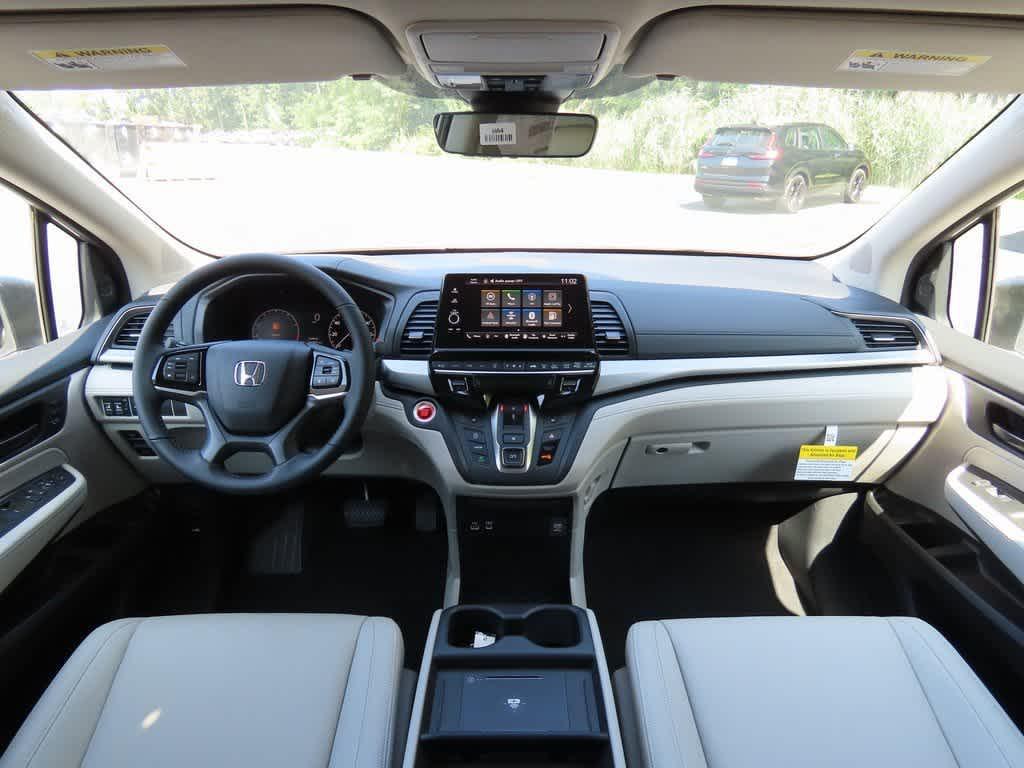 new 2026 Honda Odyssey car, priced at $44,655