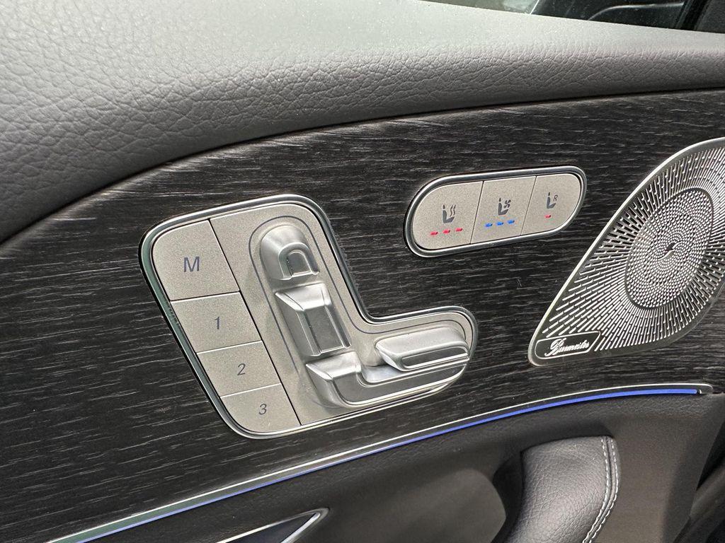 new 2026 Mercedes-Benz GLE 450 car, priced at $80,250