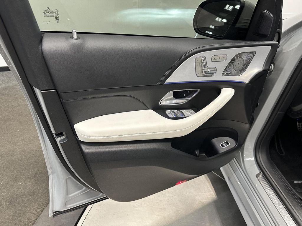 used 2026 Mercedes-Benz GLE 580 car, priced at $92,990