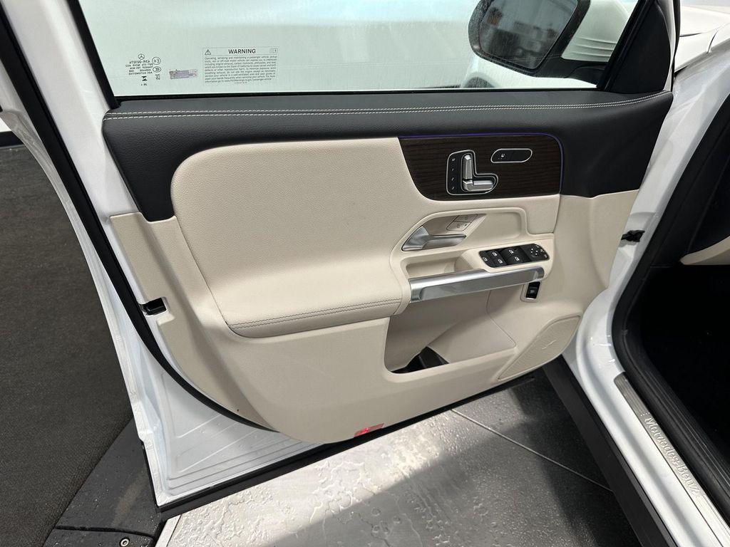 new 2026 Mercedes-Benz GLB 250 car, priced at $52,345