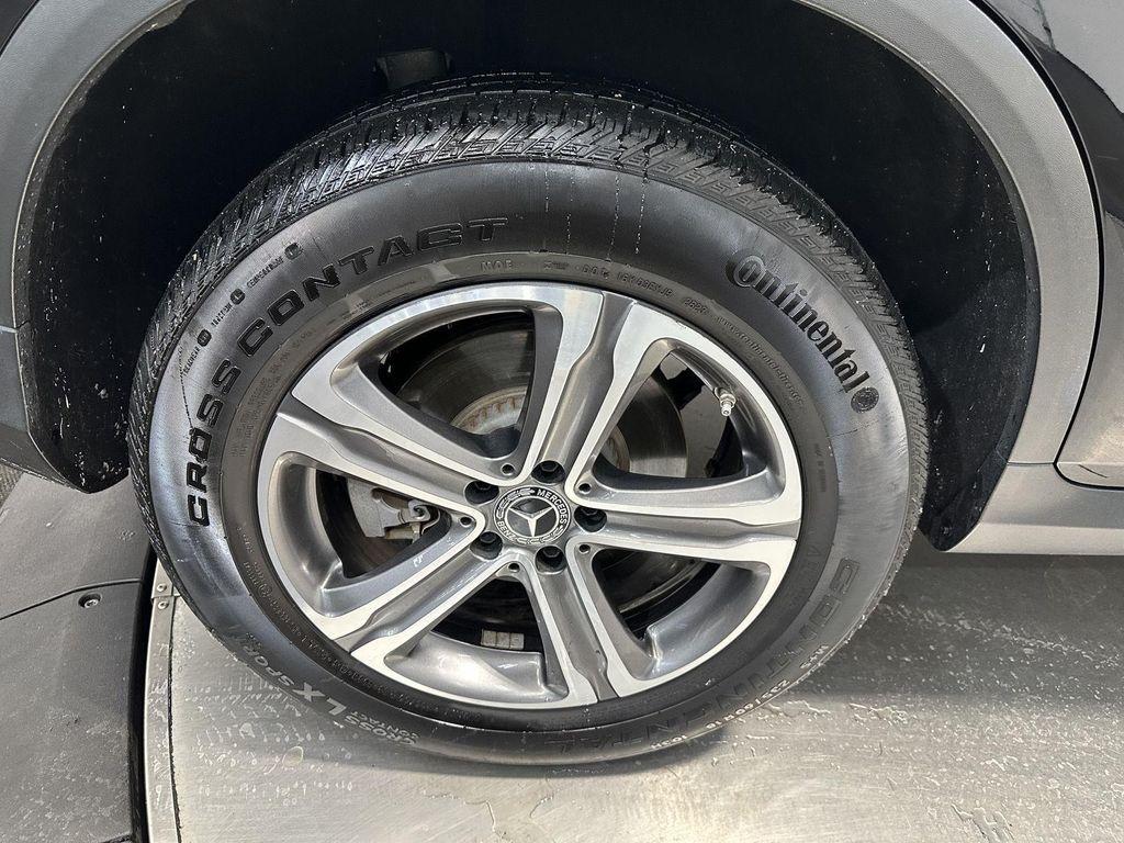 used 2020 Mercedes-Benz GLC 300 car, priced at $25,995