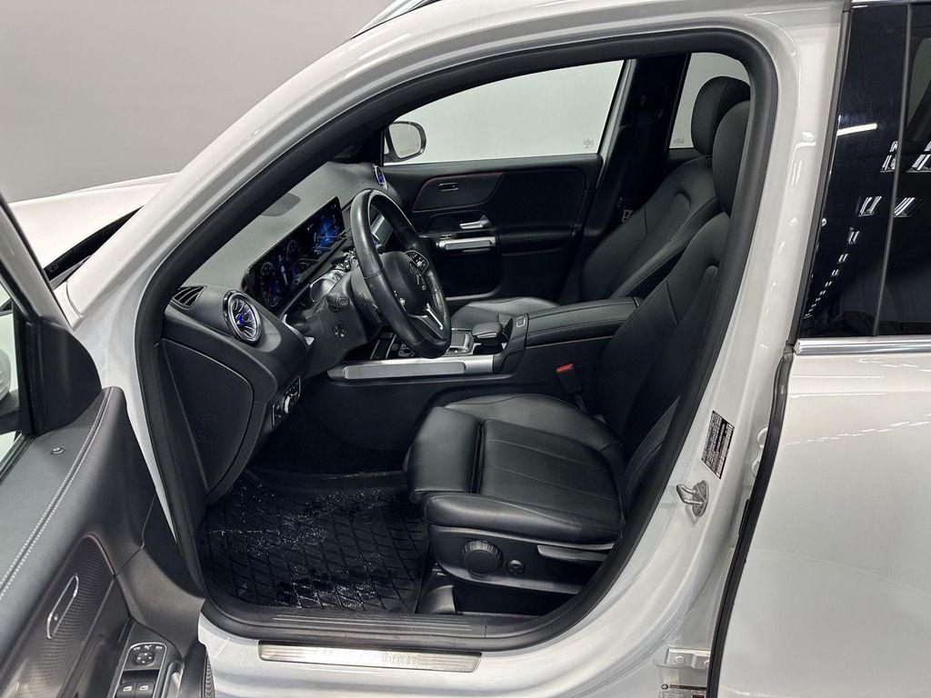 used 2022 Mercedes-Benz GLB 250 car, priced at $29,900