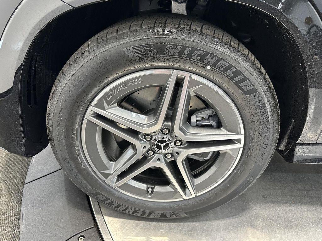 new 2026 Mercedes-Benz GLE 450 car, priced at $79,925